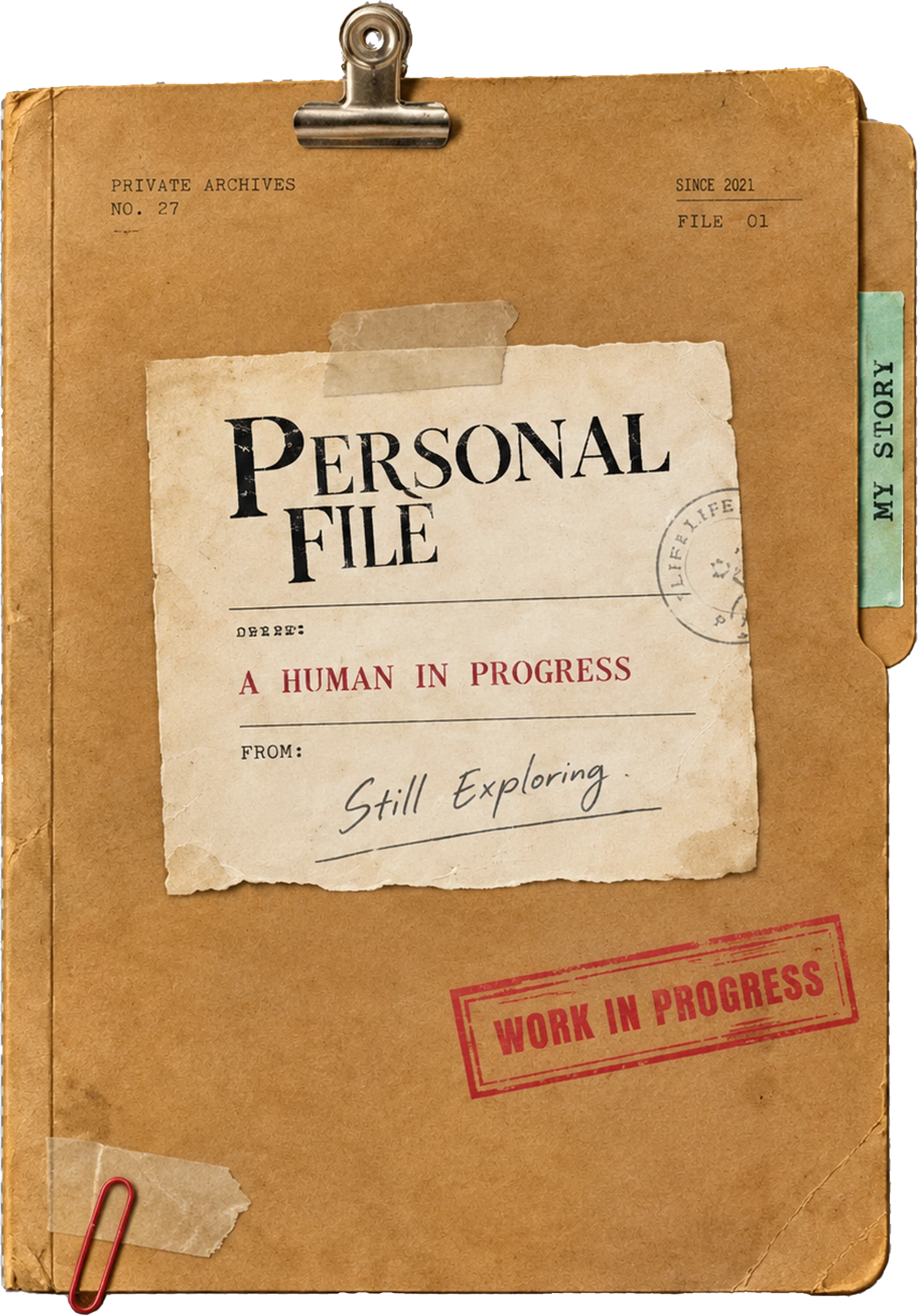 棕色个人档案夹，封面写着 Personal File